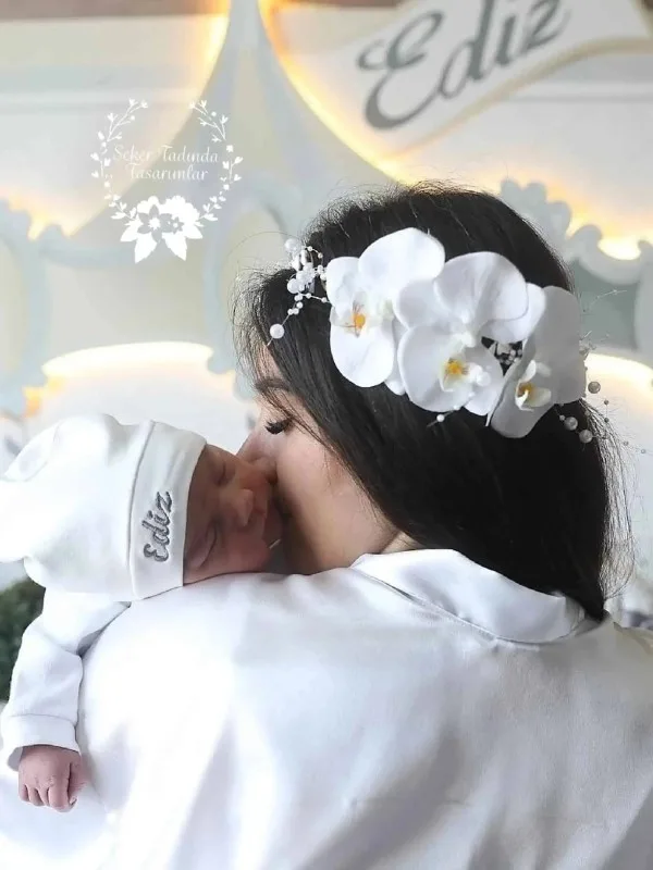 Sarı Tomurcuklu Orkide Lohusa Tacı – Beyaz