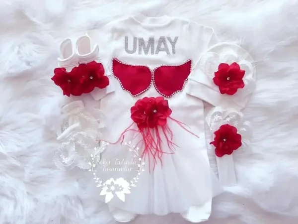 Kırmızı Detaylı Tulum Seti