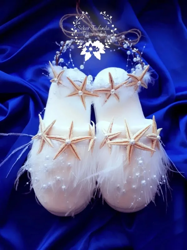 Deniz Yıldızı Tüylü Taç Terlik Seti