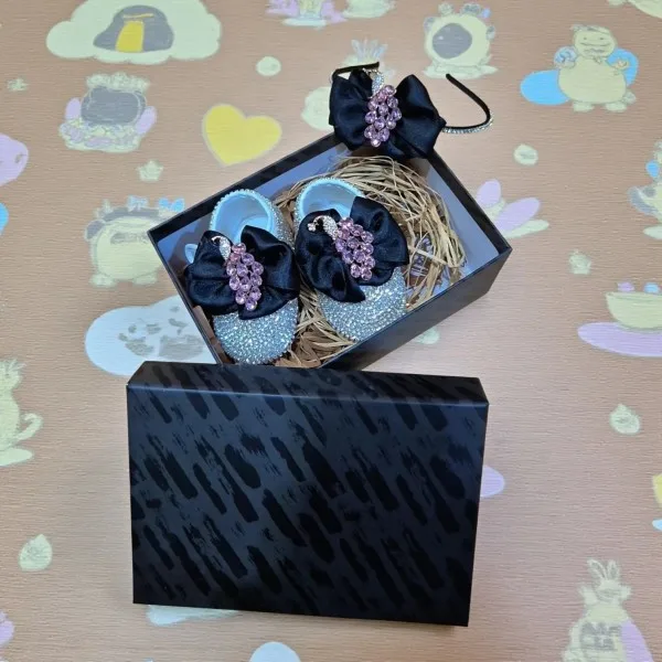 Taşlı Kız Bebek Ayakkabı Ve Anne Tacı