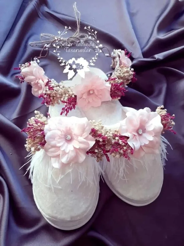 Taç Terlik Seti Naturel Pudra