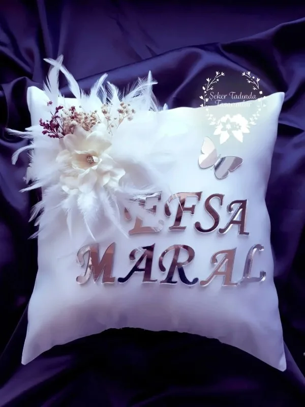 Takı Yastığı Model 18