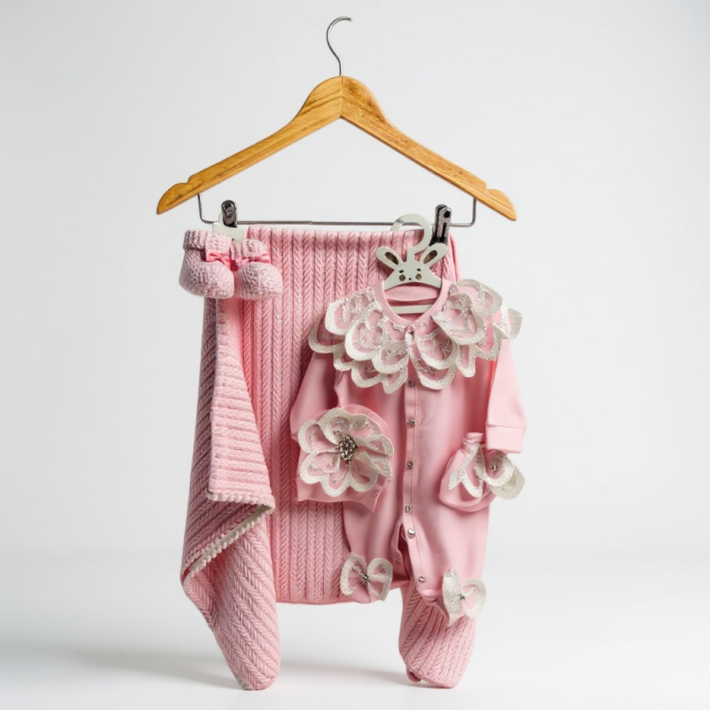 Kız Bebek Hediyelik Set 1