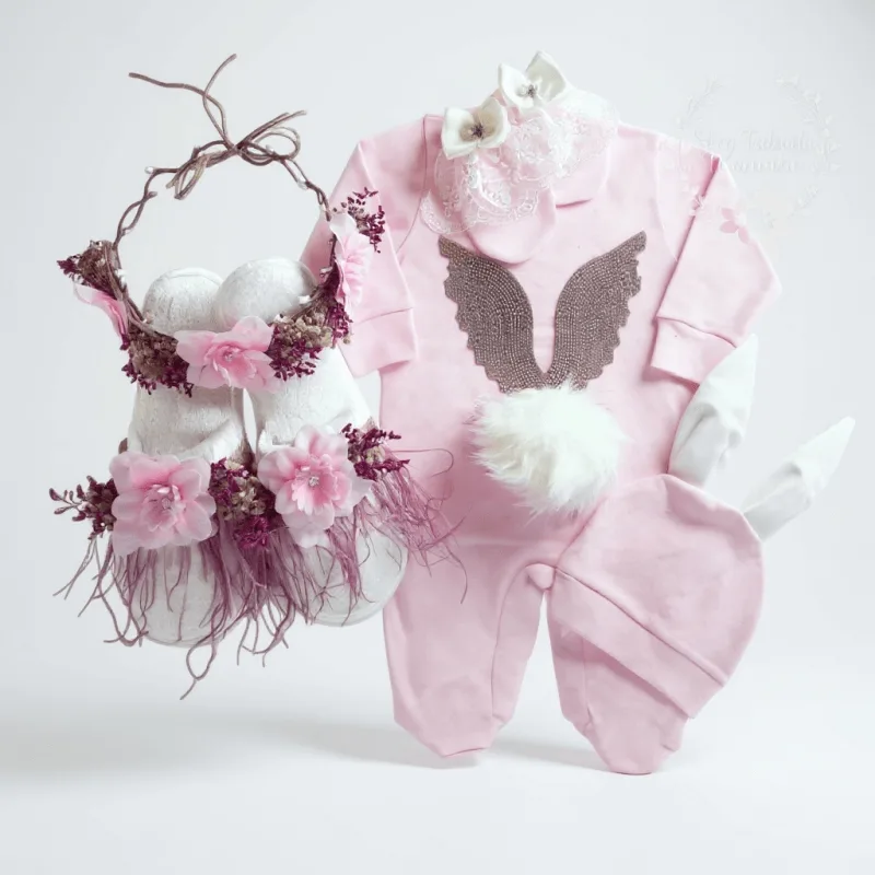 Pembe Detaylı Anne Bebek Hastane Çıkış Seti  100% Pamuk Tulumlu Şık Tasarım