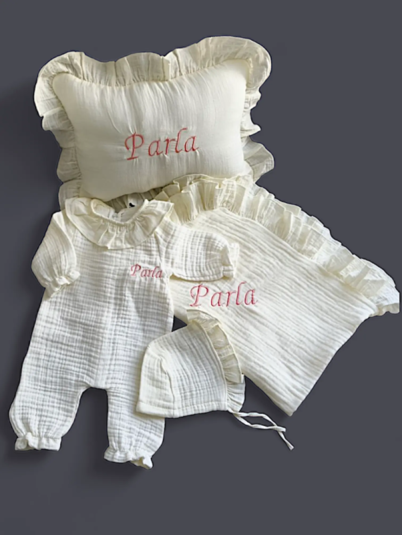 Kız Bebek Organik 4lü Nakışlı Müslin Set