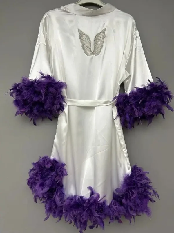 Etekleri Ve Kolları Tüylü Sabahlık-Beyaz/Mor