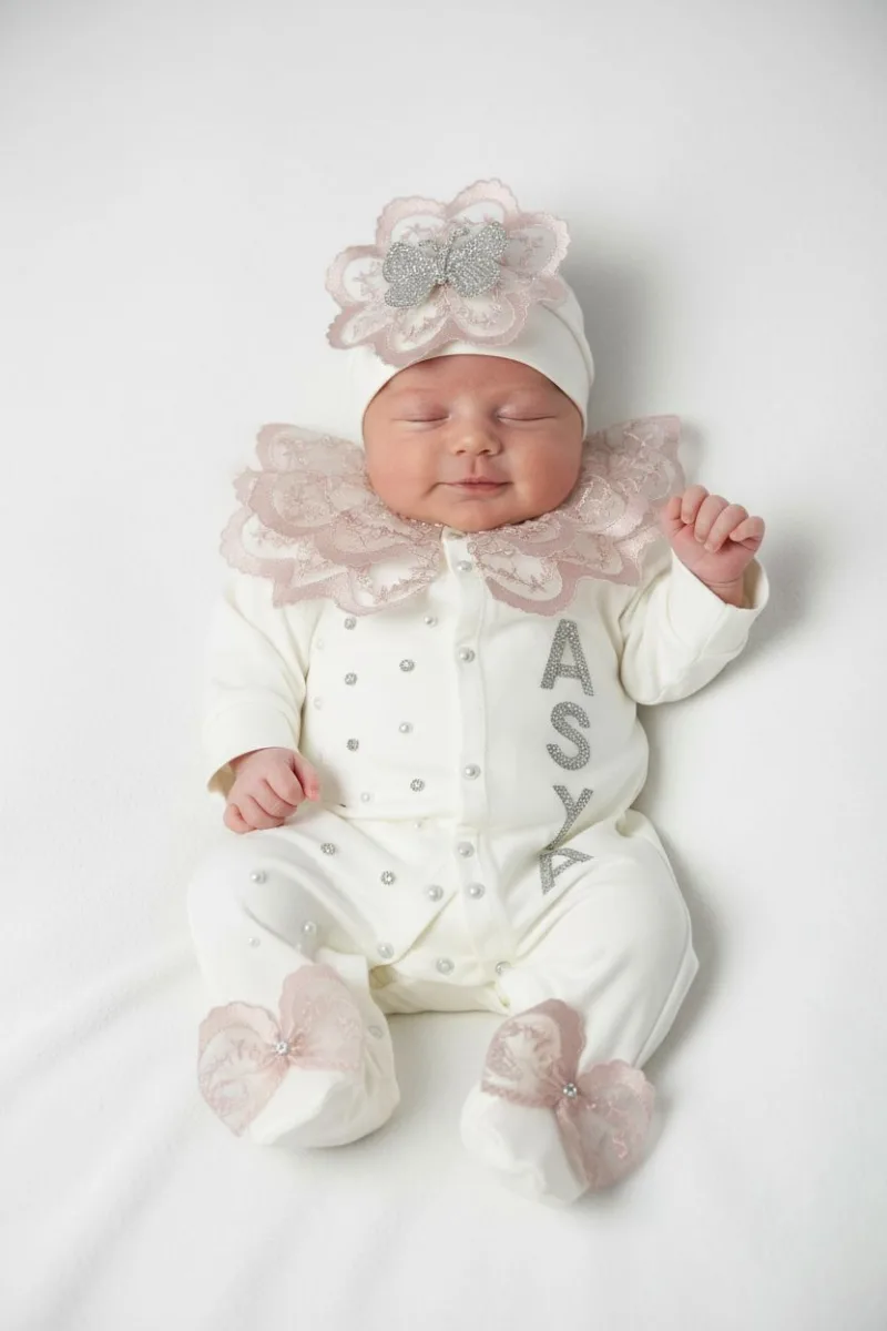 Güpür Ve İnci Detaylı Kız Bebek Tulum Seti-Pudra Detaylı