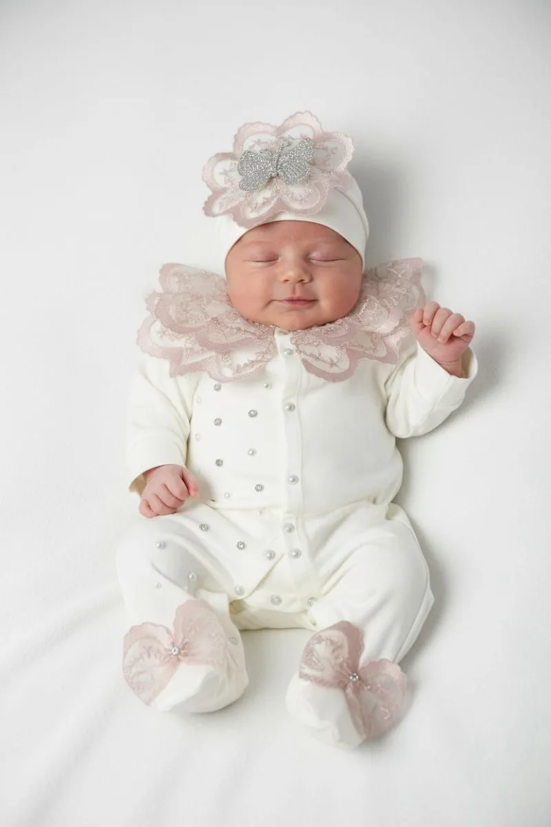 Güpür Ve İnci Detaylı Kız Bebek Tulum Seti-Pudra Detaylı