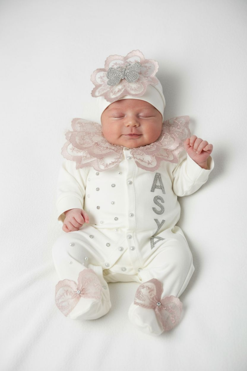 Güpür Ve İnci Detaylı Kız Bebek Tulum Seti-Pudra Detaylı