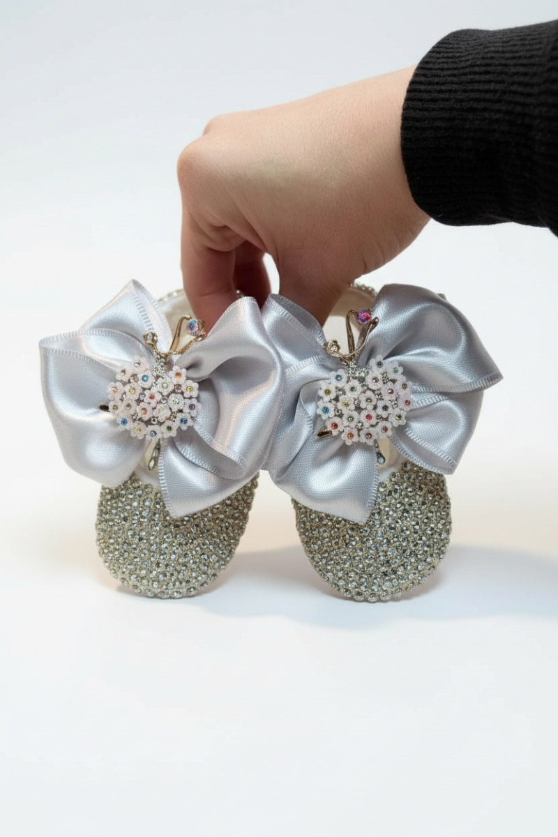 Prenses Işıltısı – Taşlı Bebek Ayakkabısı