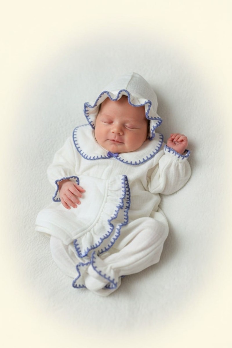 El Örmesi Detaylı 4 Kat Müslin Yenidoğan Tulum Seti