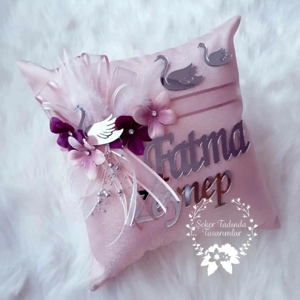 Takı Yastığı Model 30