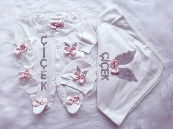 Kurdele Detaylı Tulum ve Battaniye Seti  Yenidoğan Kız Bebek İçin Şık Hastane Çıkışı