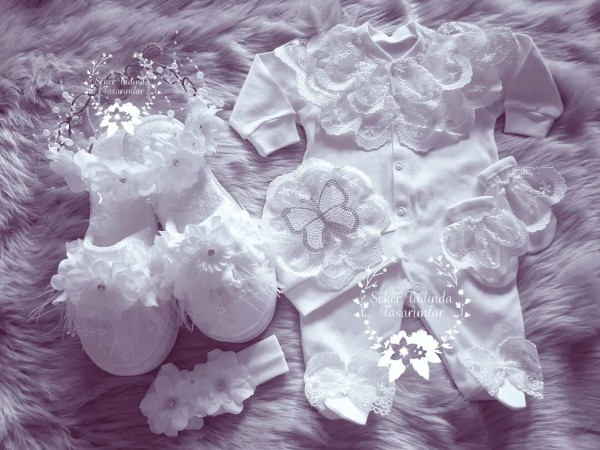 Beyaz Güpür Detaylı Hastane Çıkış Seti