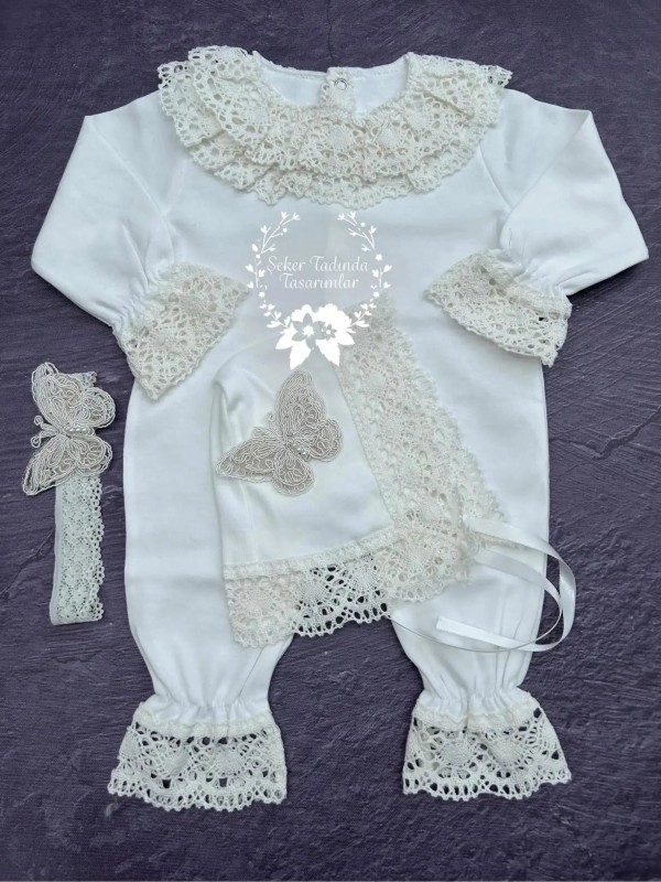 Kelebek Detaylı Dantelli Tulum Ve Bandana